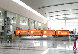 Domestic Arrivals Conveyor Belt - 8 x 4 Ft - Back Lit