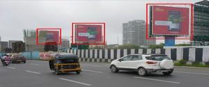 Advertising on Hoarding in Mumbai  103918