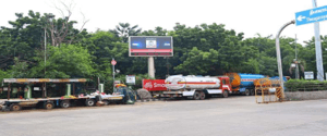 Advertising on Digital OOH in Pazhavanthangal  110807
