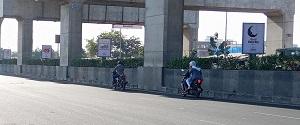 Road Median - Hyderabad, 69543