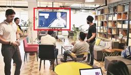 Digital Screen - 32 Inch / 43 Inch
