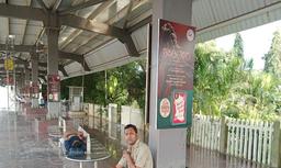 Platfarm no. 1 Station Entrance Shelter Pillers