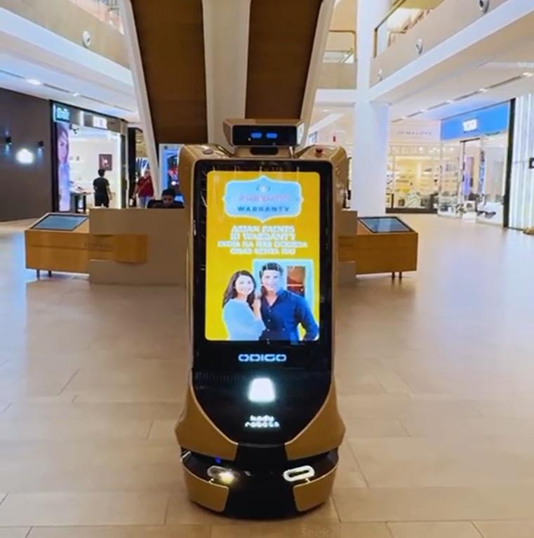 Robotic DOOH Robotic DOOH