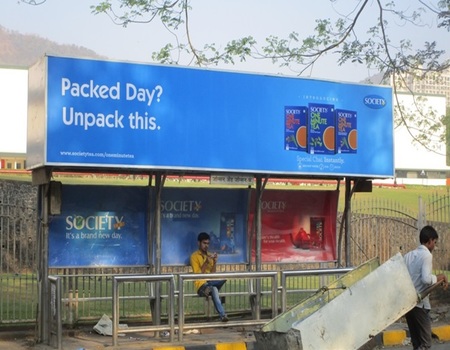 Advertising On Bus Shelter In Mulund West,, Mumbai