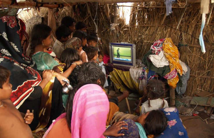 How Many People In India Have Access To Media?