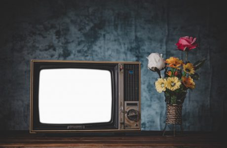 Old Retro Tv It S Still Life With Flower Vases 1150 19437