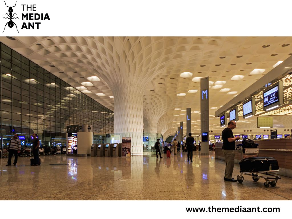 Chhatrapati Shivaji Maharaj International Airport (Bom)
